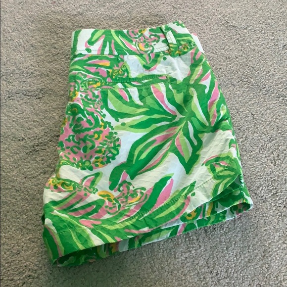 Lily Pulitzer Pink & Green Callahan Shorts - Picture 1 of 6